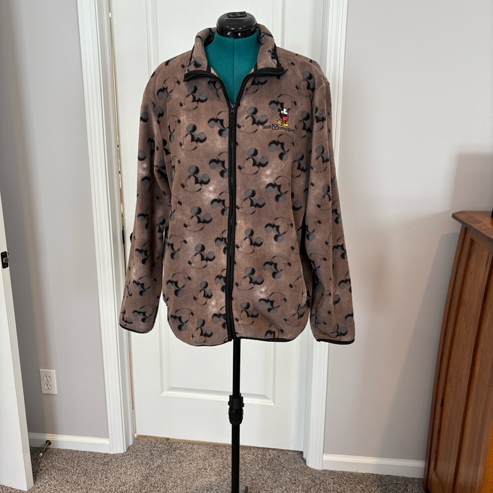 Brown Walt Disney World Fleece Jacket with Mickey Mouse Pattern. Mens Large.